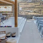 Villa Myconian Caulk *
