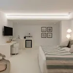 Myconian Caulk Villa Kalafatis